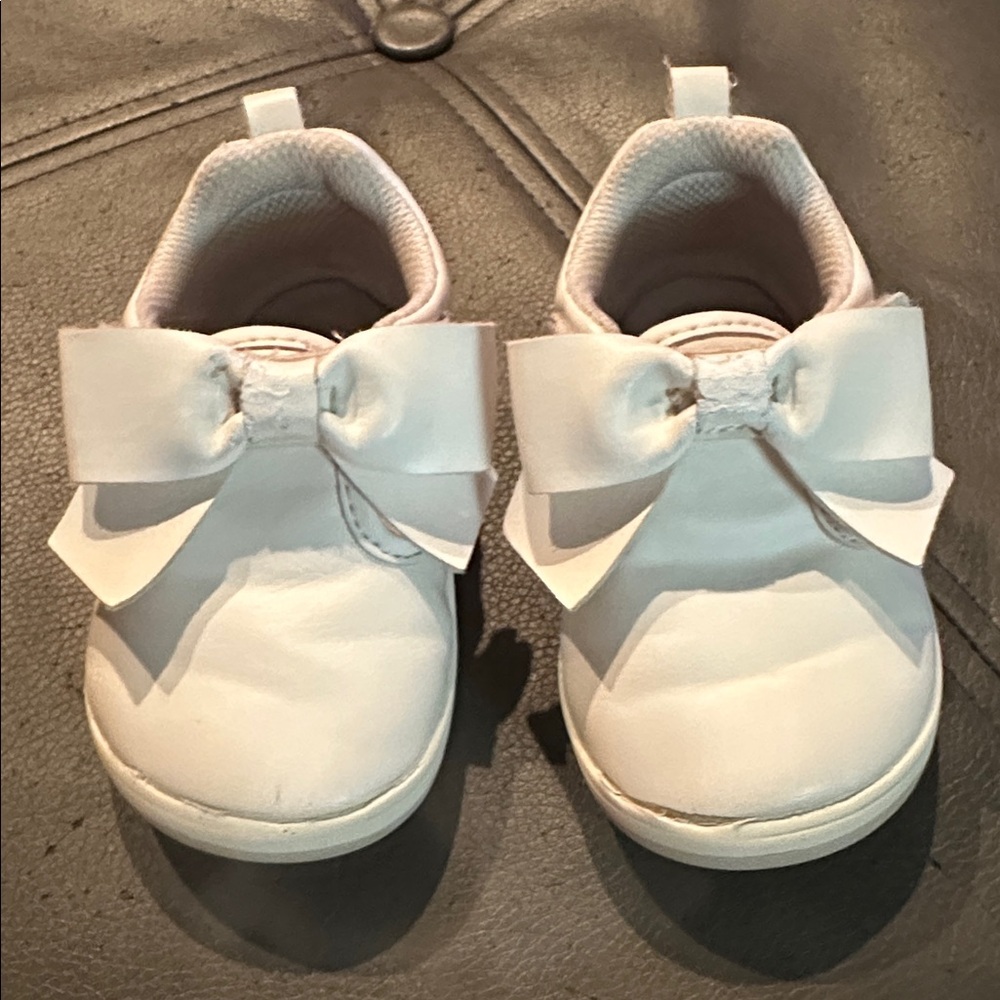 Stride Rite 360 Bow Shoes Kamila White 5